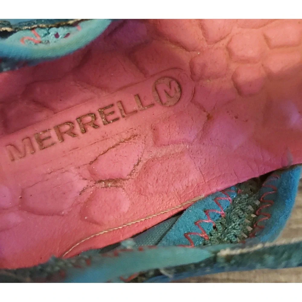 Merrell Dragonfly Sandals‎ Youth Size 1 Blue Pink